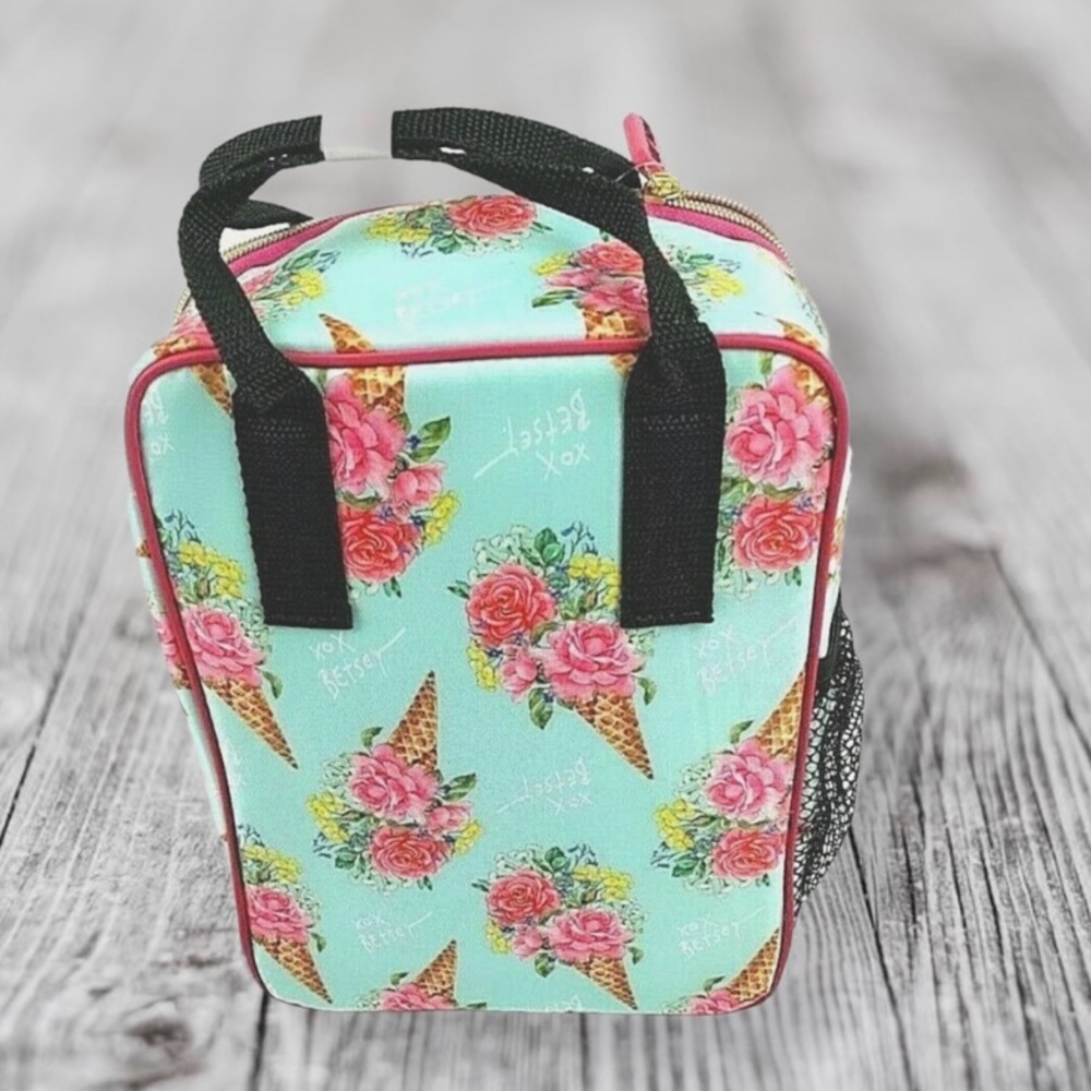 NWT Betsy Johnson Lunch Tote - Picture 2 of 6
